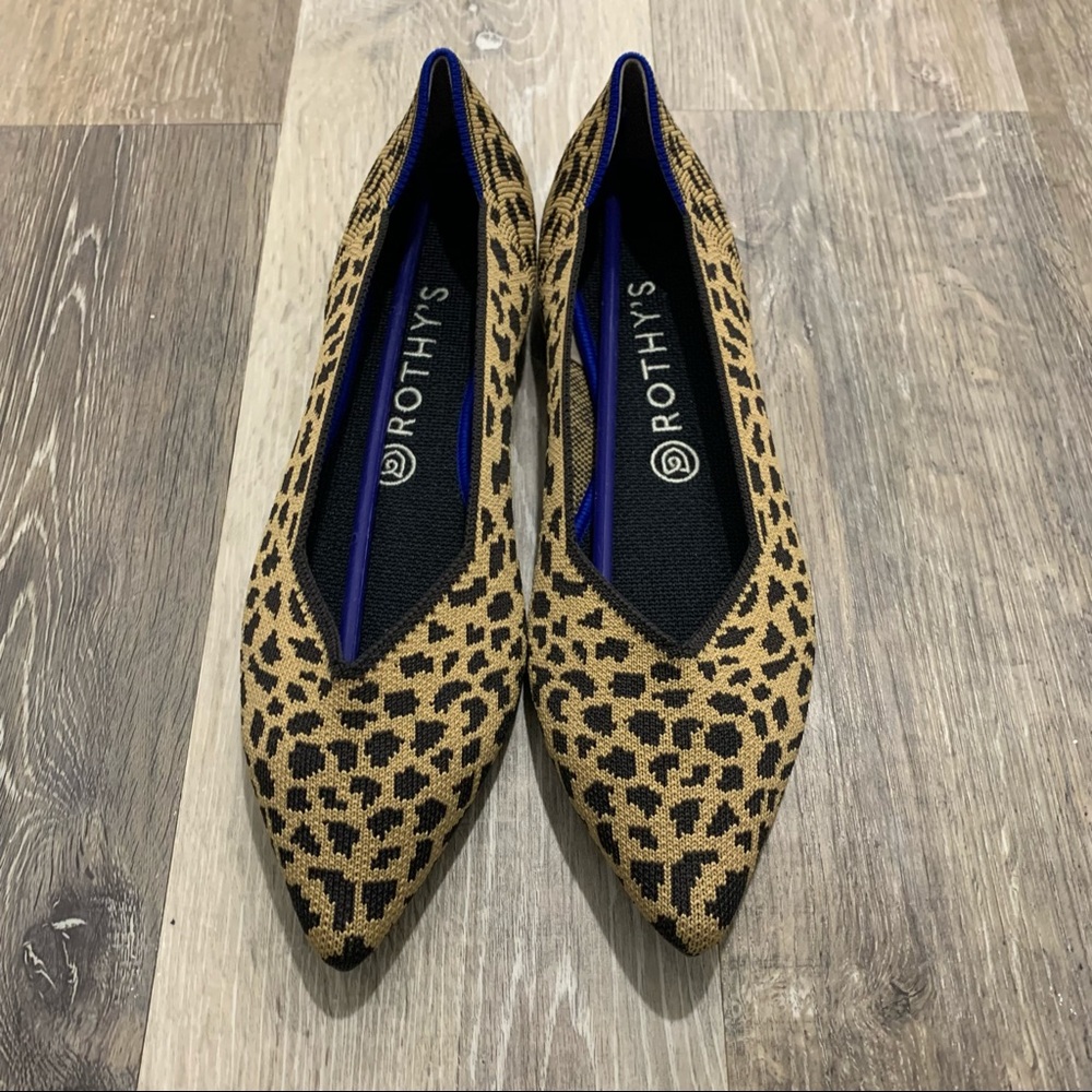 Rothy’s The Point Leopard flats c